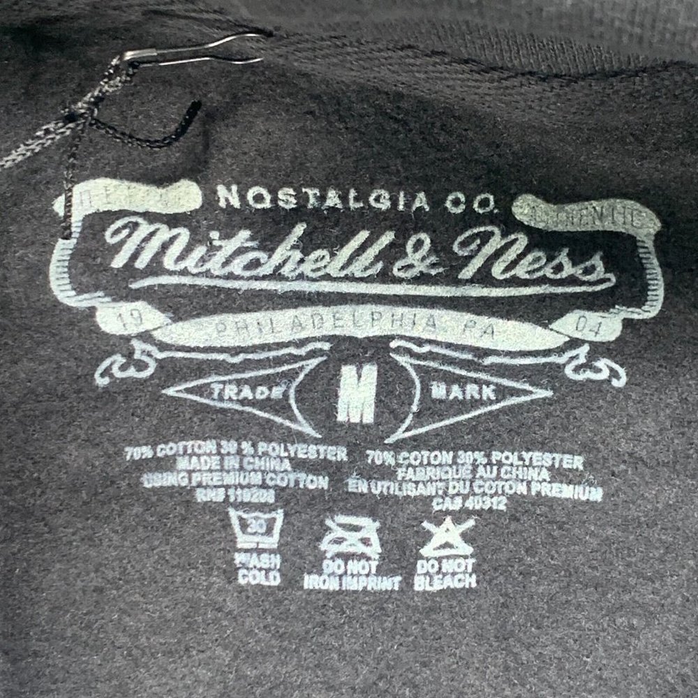 Mitchell & Ness x Wu Tang x Hulu Men's Hoodie Sweatshirt Black Size Medium NWT - Picture 3 of 12